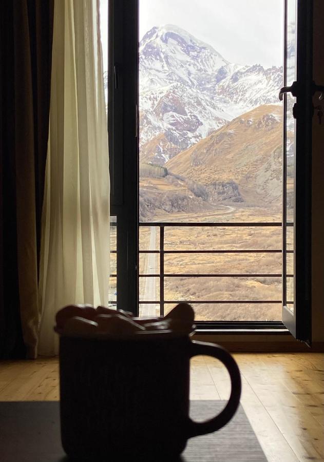 Hotel Axien Kazbegi Exterior photo
