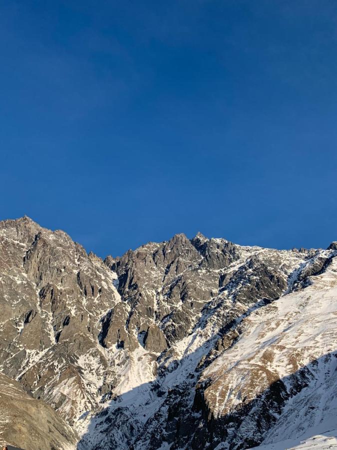 Hotel Axien Kazbegi Exterior photo