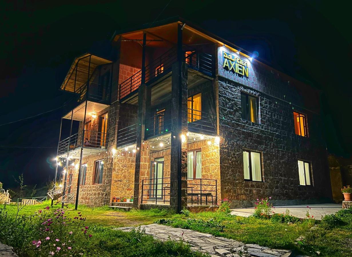 Hotel Axien Kazbegi Exterior photo