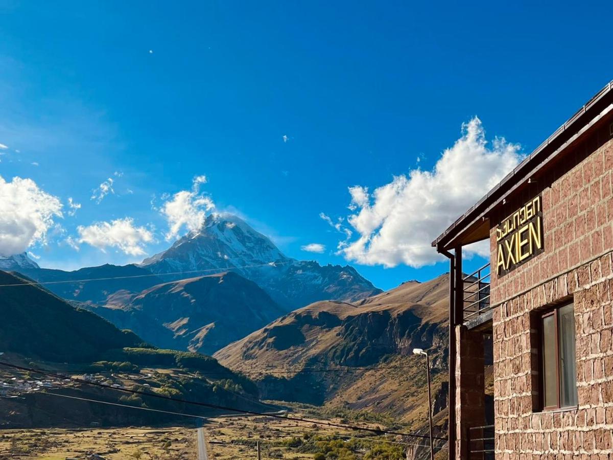 Hotel Axien Kazbegi Exterior photo